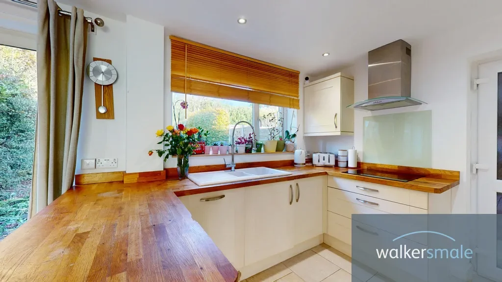 Parklands, Bramhope, Leeds 16, Bramhope, England, United Kingdom. - Photo 16
