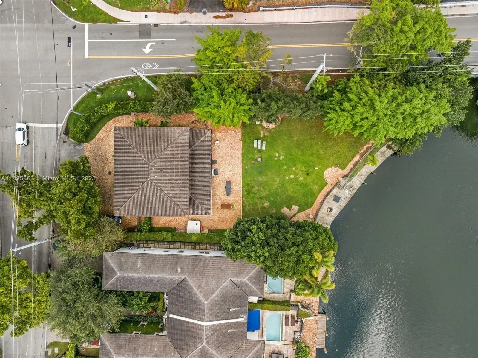 4801 University Dr, Coral Gables, Florida, United States. - Photo 5