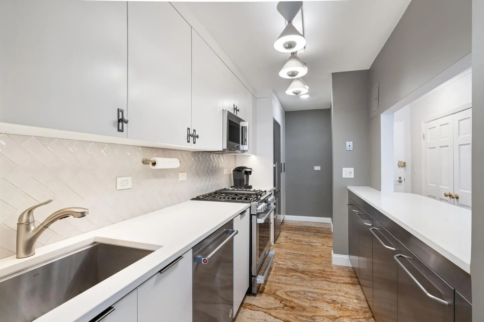 136 E 56TH ST, New York, New York, United States. - Photo 7