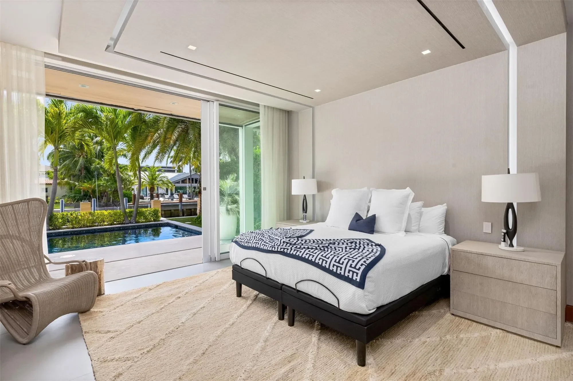 650 Royal Plaza Dr, Fort Lauderdale, FL, Fort Lauderdale, Florida, United States. - Photo 71