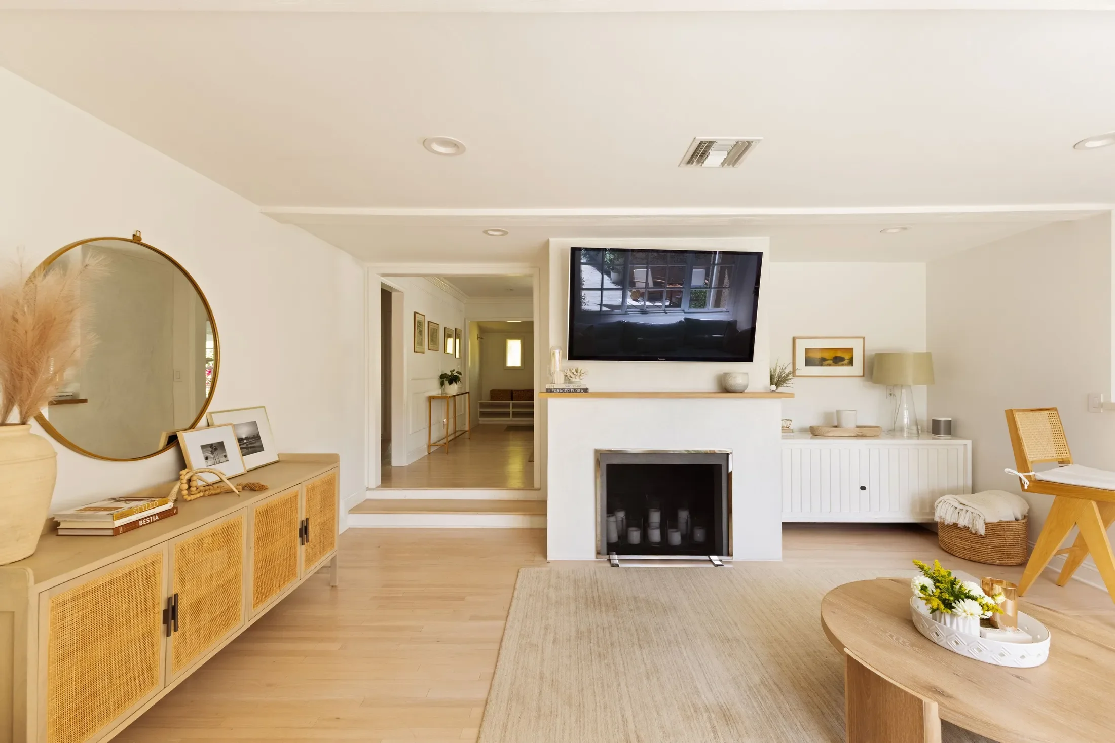 13128 Hartsook Street , Sherman Oaks, CA 91423, Los Angeles, California, United States. - Photo 6