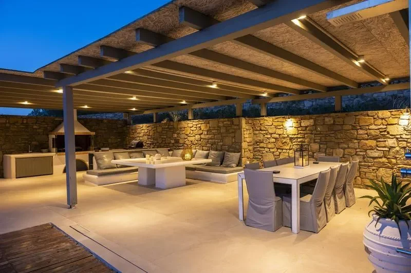 Exterior photo 7