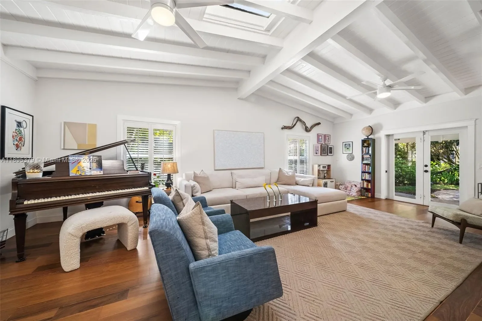 3610 Avocado Ave, Miami, Florida, United States. - Photo 8