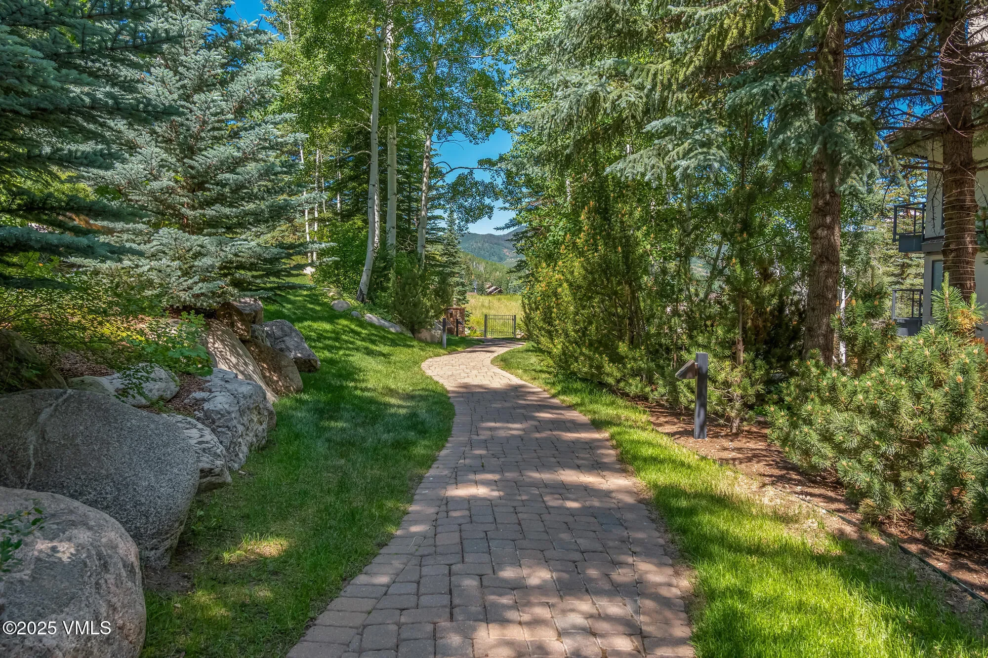 600 Vail Valley Drive 310, Vail, Colorado, United States. - Photo 69