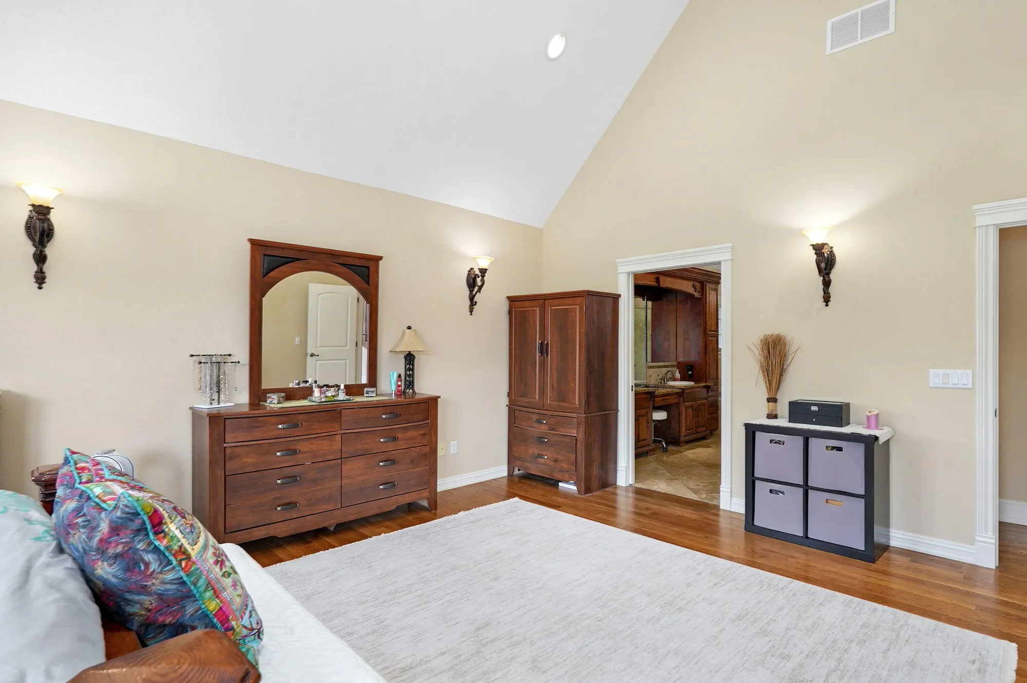 Gallery photo 8