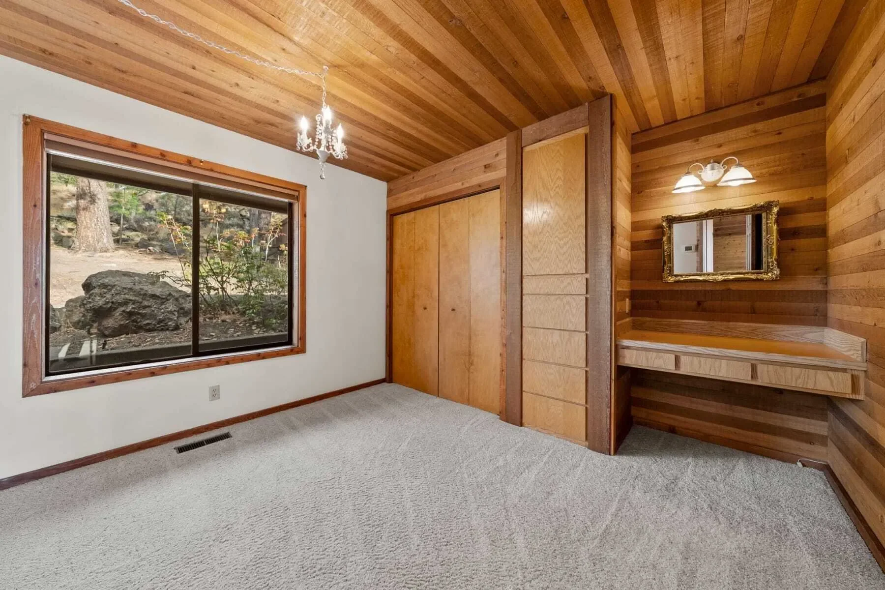 1986 NW Rimrock Road , Bend, OR 97703, Bend, Oregon, United States. - Photo 35