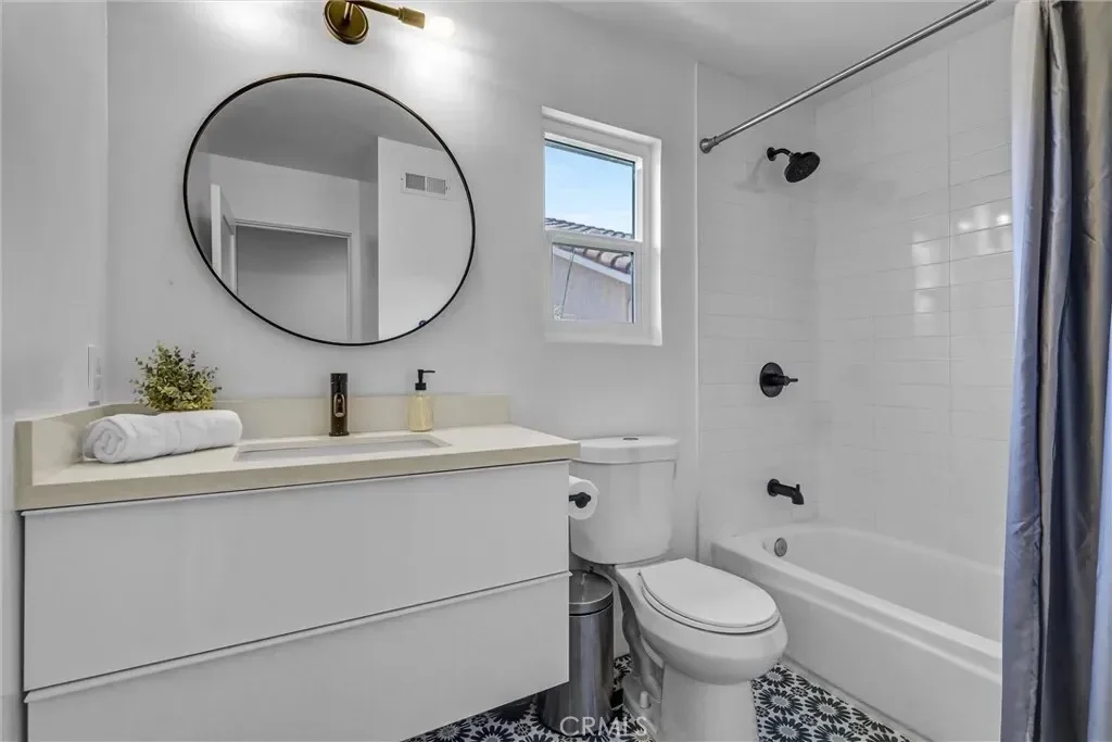 27 Burriana, San Clemente, California, United States. - Photo 40
