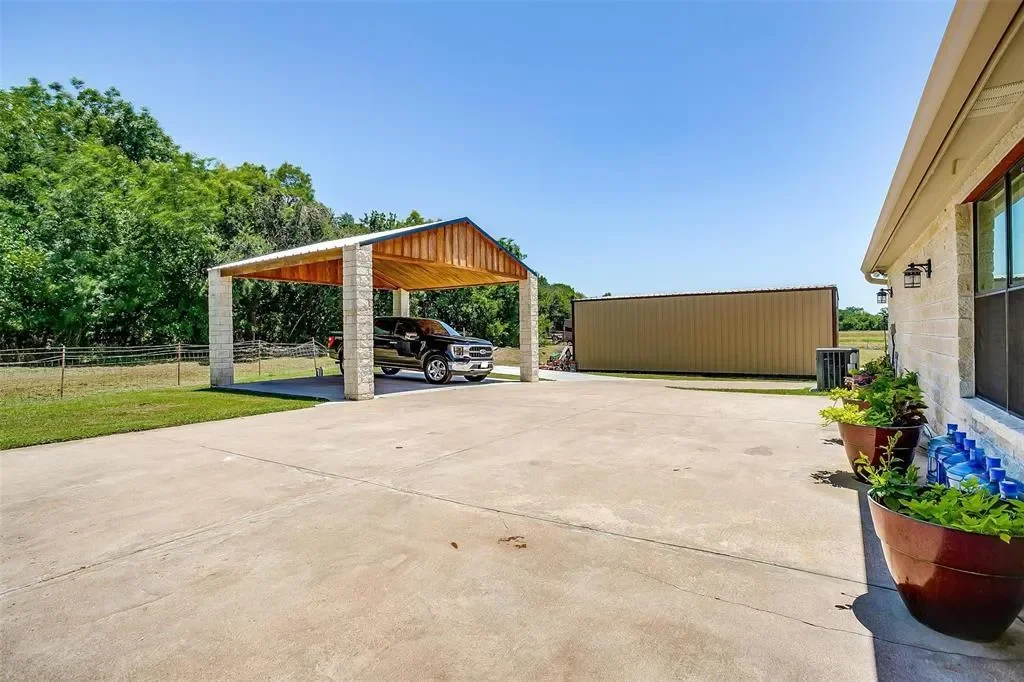 819 Old Annetta Road, Aledo, Texas, United States. - Photo 34