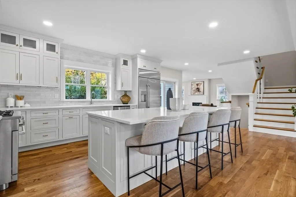 89 Wildwood St, Winchester, Massachusetts, United States. - Photo 19