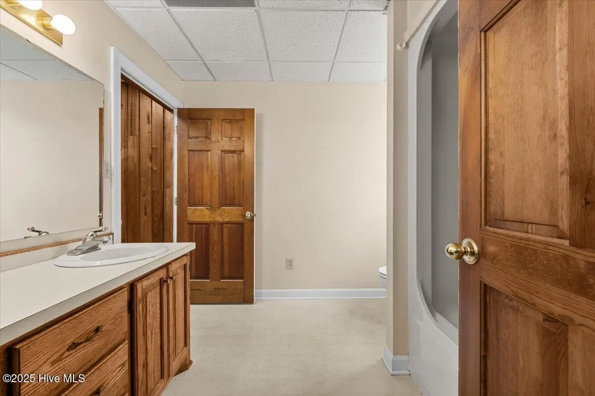 6464 Bonlee Bennett Road, Bear Creek, North Carolina, United States. - Photo 54