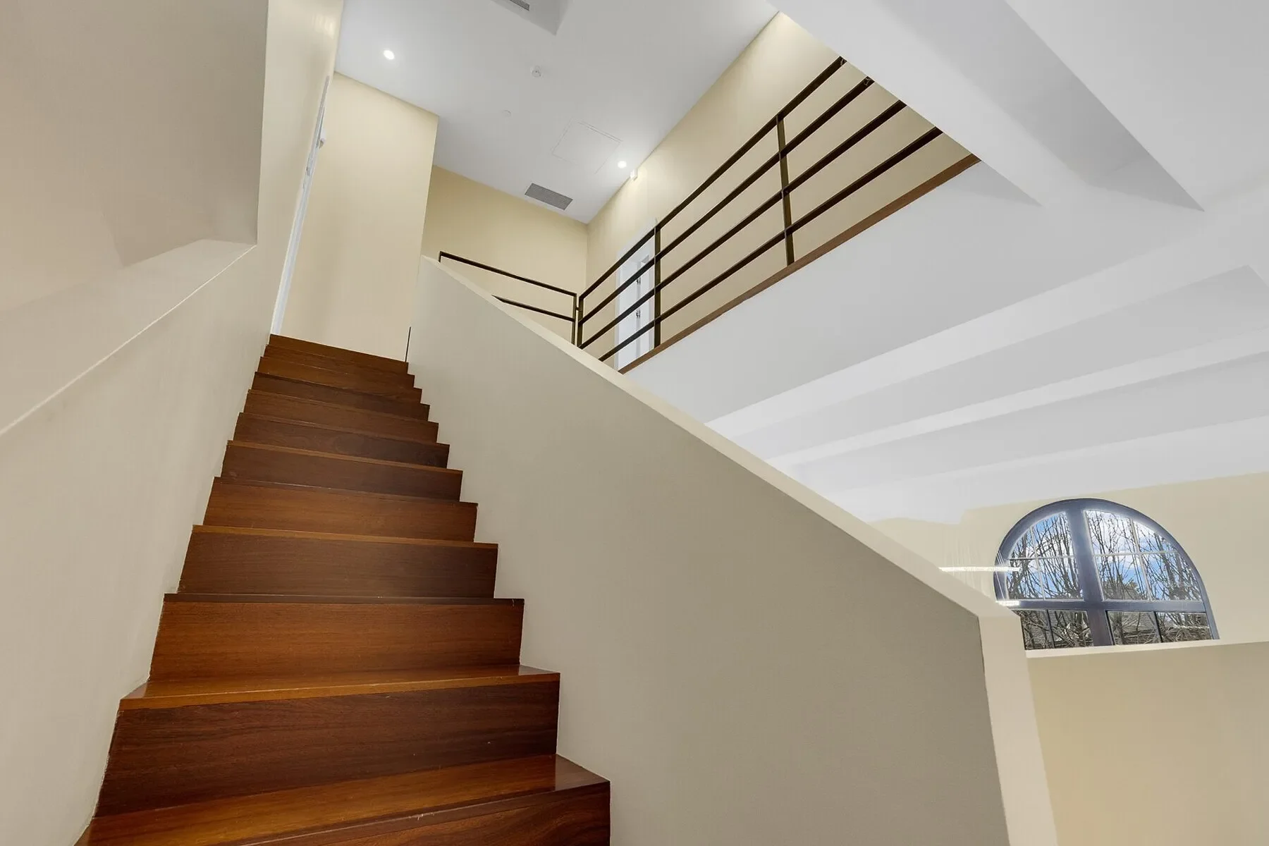 Gallery photo 7
