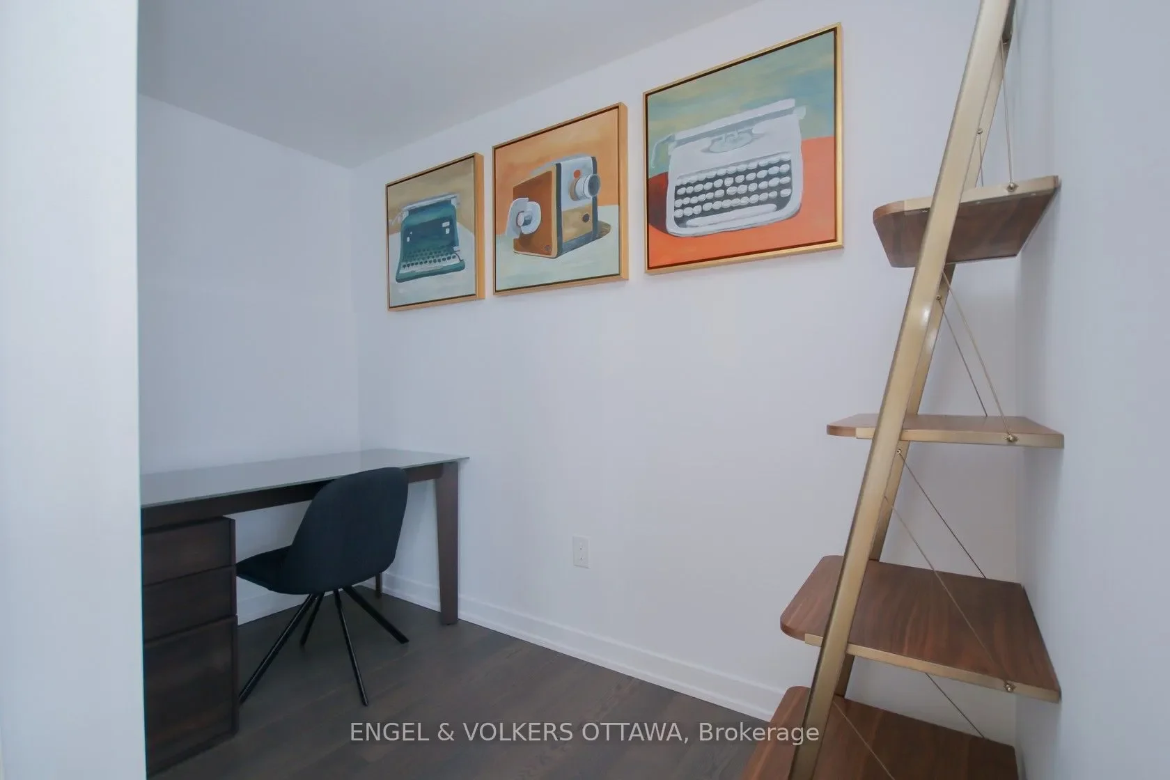 Gallery photo 2