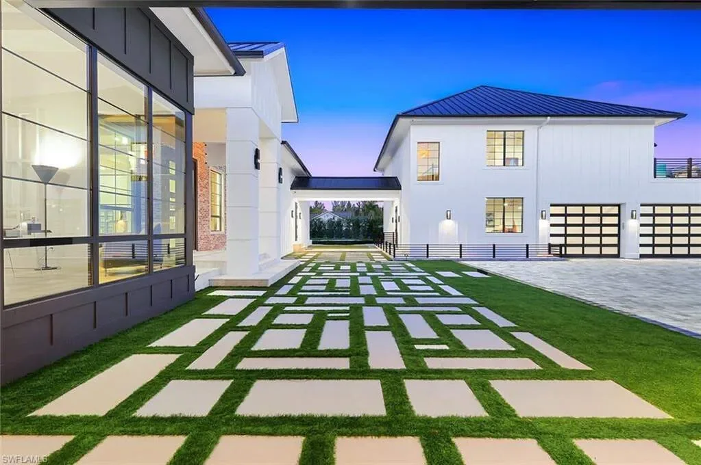 6677 Hunters RD, Naples, FL, 34109, USA, Naples, Florida, United States. - Photo 30