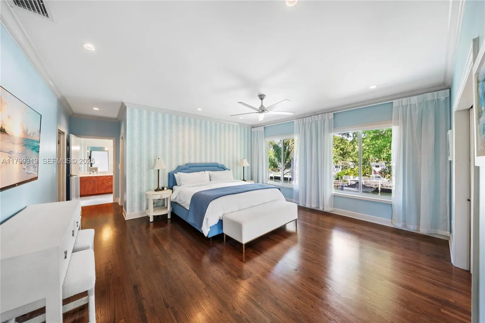 725 Vilabella Ave, Coral Gables, Florida, United States. - Photo 20