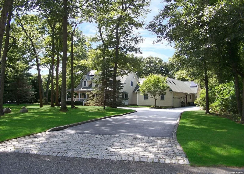 5 Bedrooms Single Family Detached