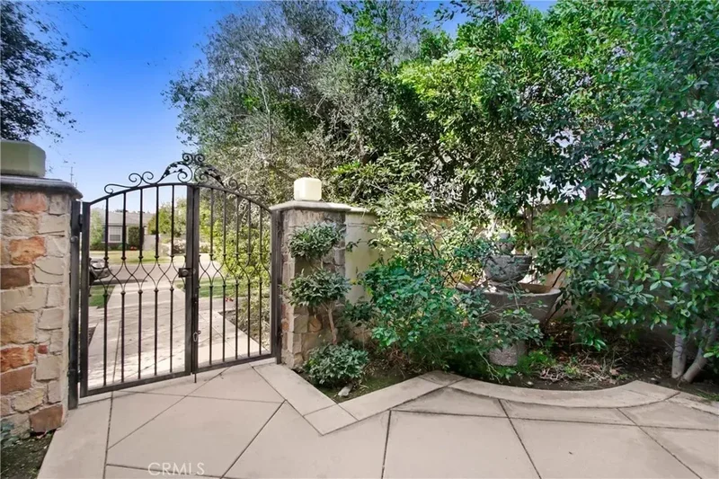 400 Santa Rosa Road, Arcadia, California, United States. - Photo 6