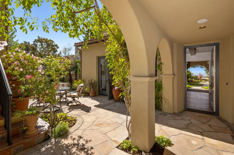 1 Ocean Heights Drive , Newport Beach, CA 92657, Newport Beach, California, United States. - Photo 37