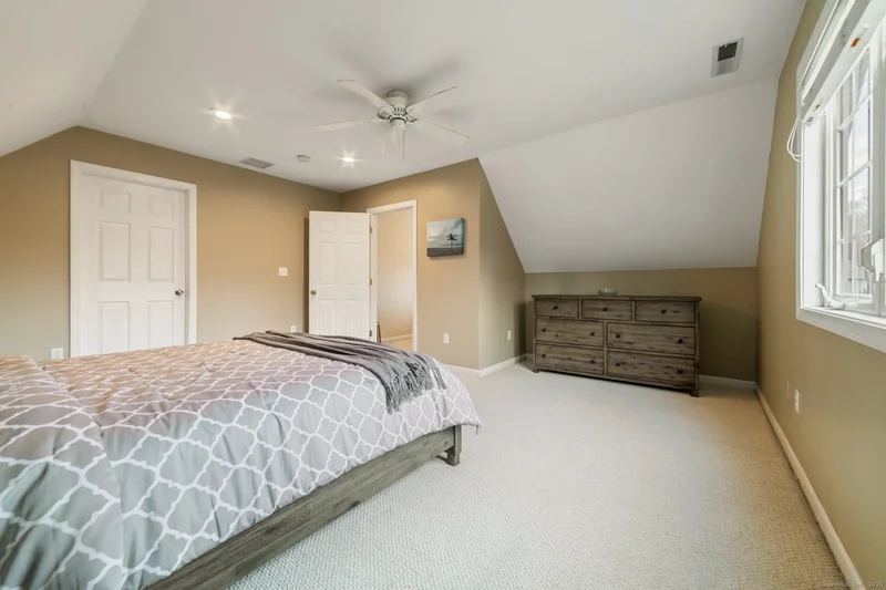 443 Oxford Road, Oxford, Connecticut, United States. - Photo 32