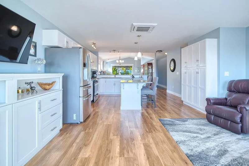 6263 Apollo Road, Sechelt, BC V7Z 0N7, Sechelt, British Columbia, Canada. - Photo 22