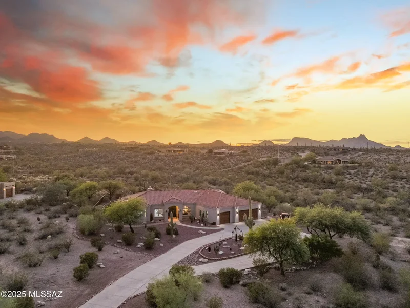 5720 W Setting Sun Place, Tucson, AZ 85743, Tucson, Arizona, United States. - Photo 49