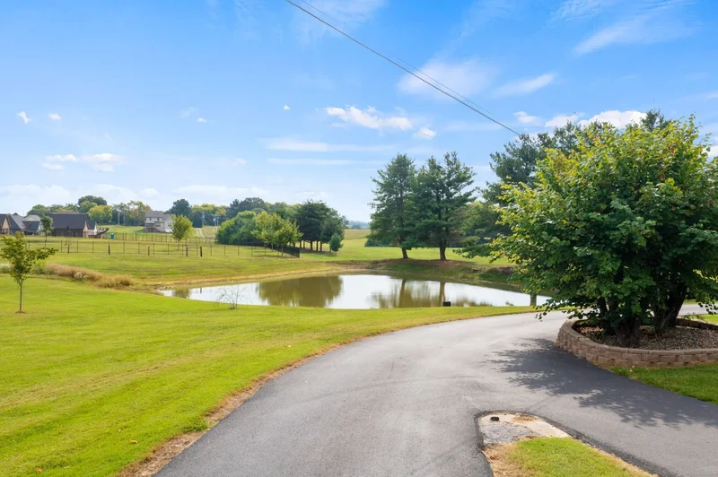 730 N Russell St, Portland, Tennessee, United States. - Photo 64