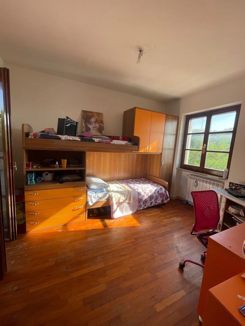Villa in vendita a Carrara(MS) in Ottimo composto da 5vani
