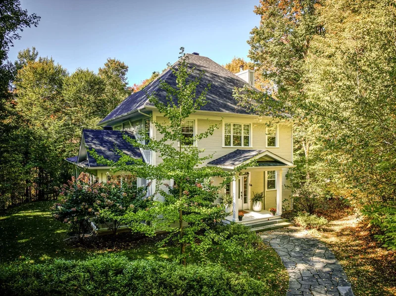 120 Rue des Irlandais, Bromont, Quebec, Canada. - Photo 40