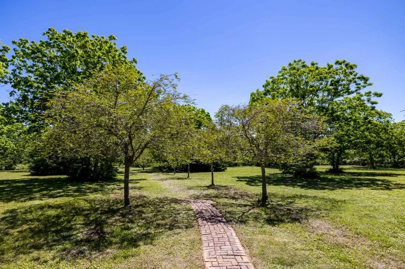 4 Boldwater Road, Edgartown, MA 02539, Edgartown, Massachusetts, United States. - Photo 19