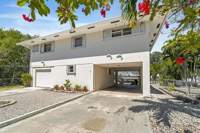 29051 Magnolia Ln, Big Pine Key, Florida, United States. - Photo 4