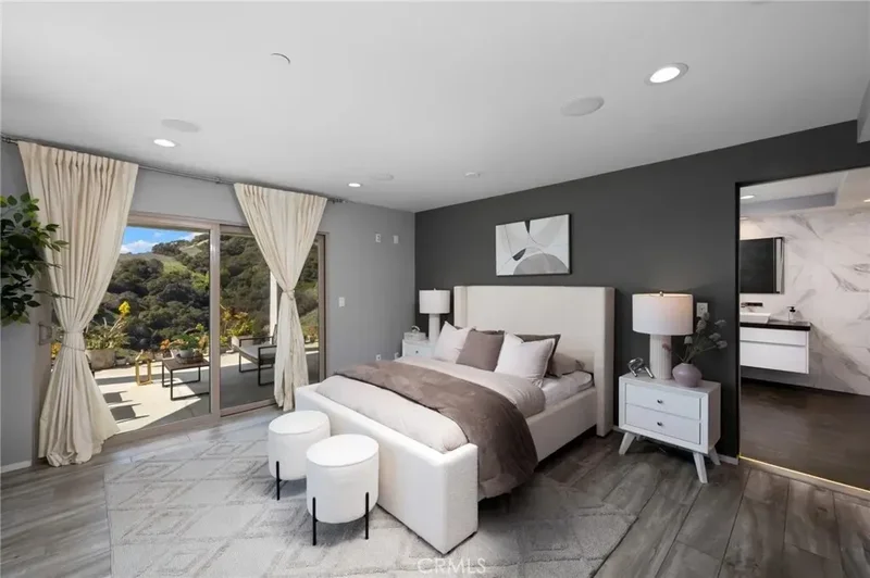 2637 N Mountain Avenue, Claremont, California, United States. - Photo 39