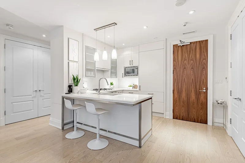 55 Scollard St  207, Toronto, ON M5R 0A1, Toronto, Ontario, Canada. - Photo 16