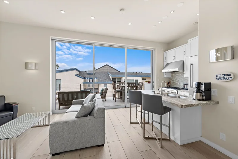 1504 West Oceanfront , Newport Beach, CA 92663, Newport Beach, California, United States. - Photo 28