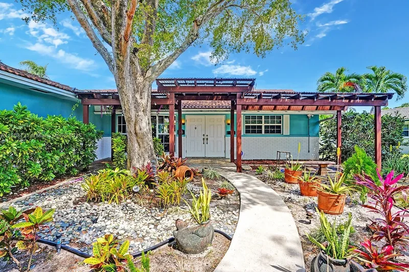 1245 Wiley St, Hollywood, Florida, United States. - Photo 6