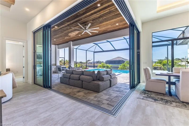 1534 NW 40th PL, Cape Coral, Florida, United States. - Photo 9