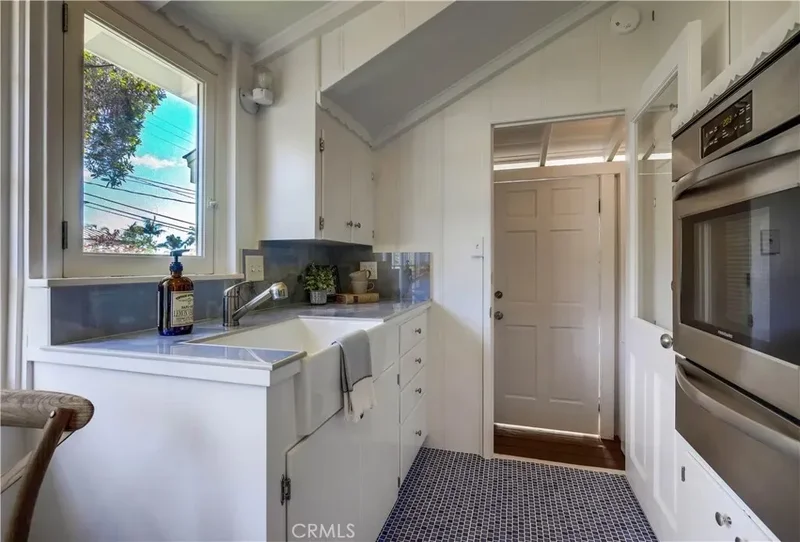 464 Agate Street A/B, Laguna Beach, California, United States. - Photo 15