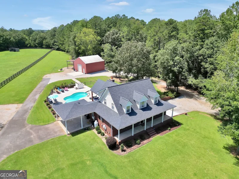 5 Bedrooms Single Family Detached