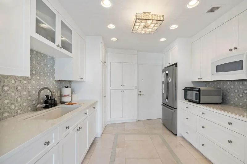 44 Cocoanut Row 510/511 B, Palm Beach, Florida, United States. - Photo 13