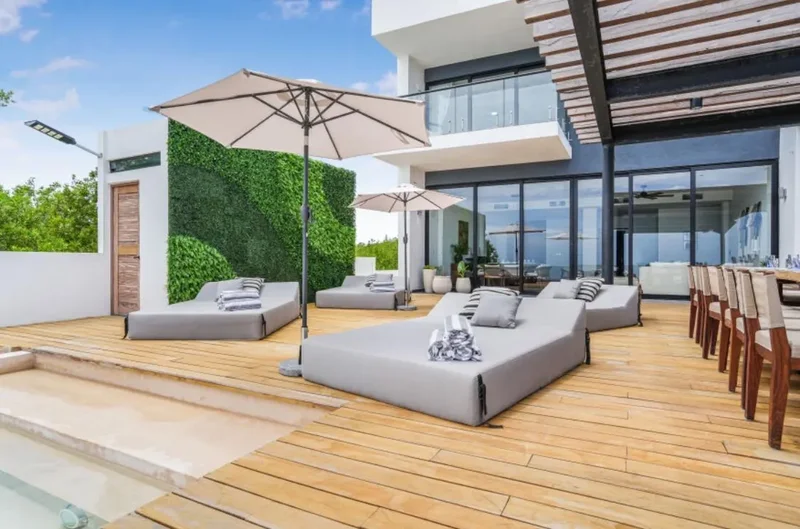 Private Beachfront Villa in Puerto Morelos