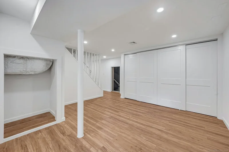 10 Parallel Street, Norwalk, Connecticut, United States. - Photo 32
