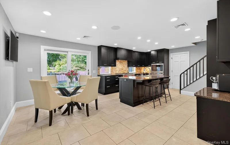 182 Yukon Drive, Woodbury, NY 11797, Woodbury, New York, United States. - Photo 50