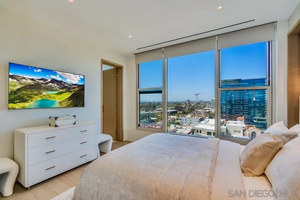 2500 6th Ave, San Diego, California, United States. - Photo 14