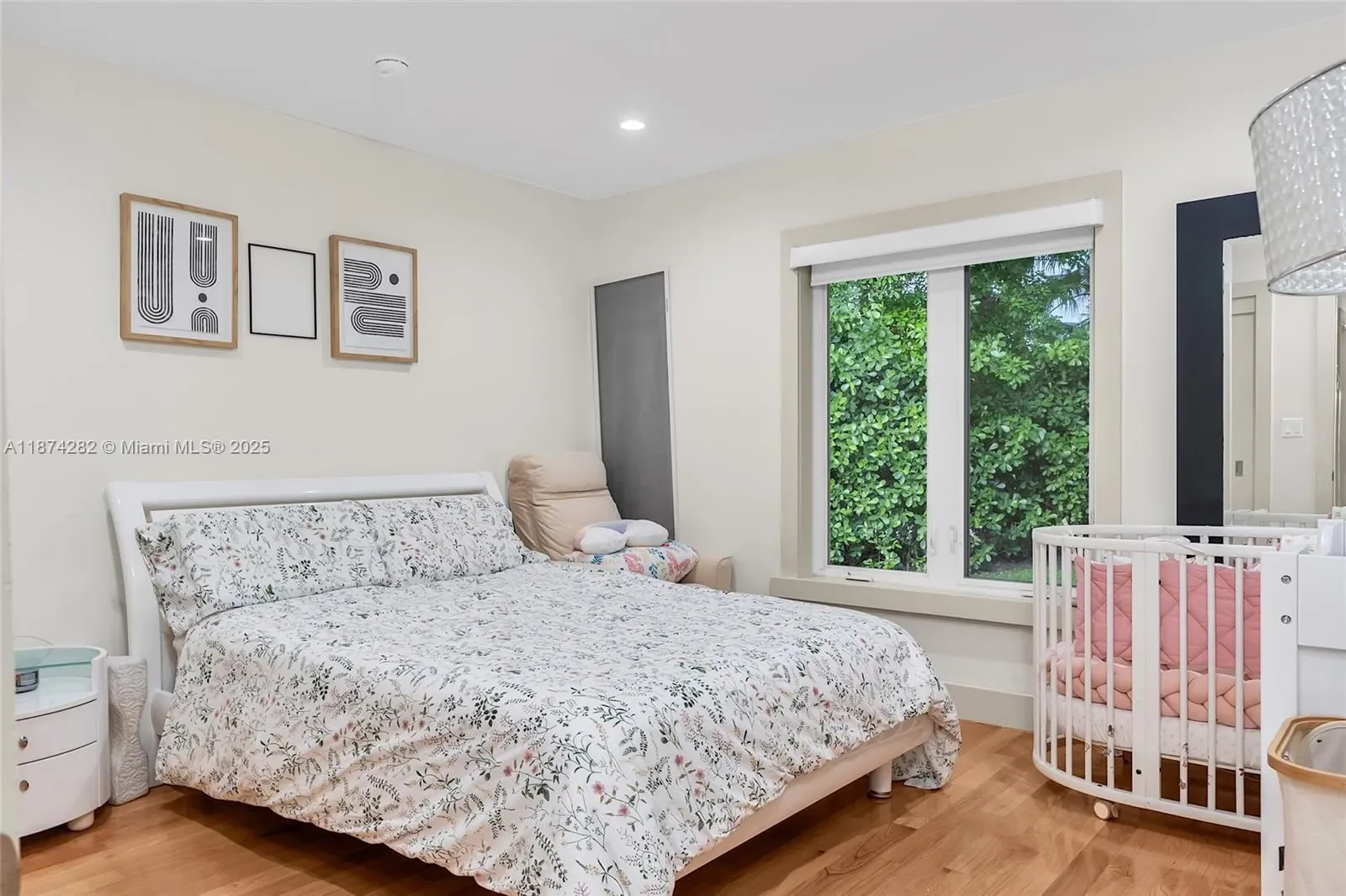 415 Rovino Ave, Coral Gables, Florida, United States. - Photo 37