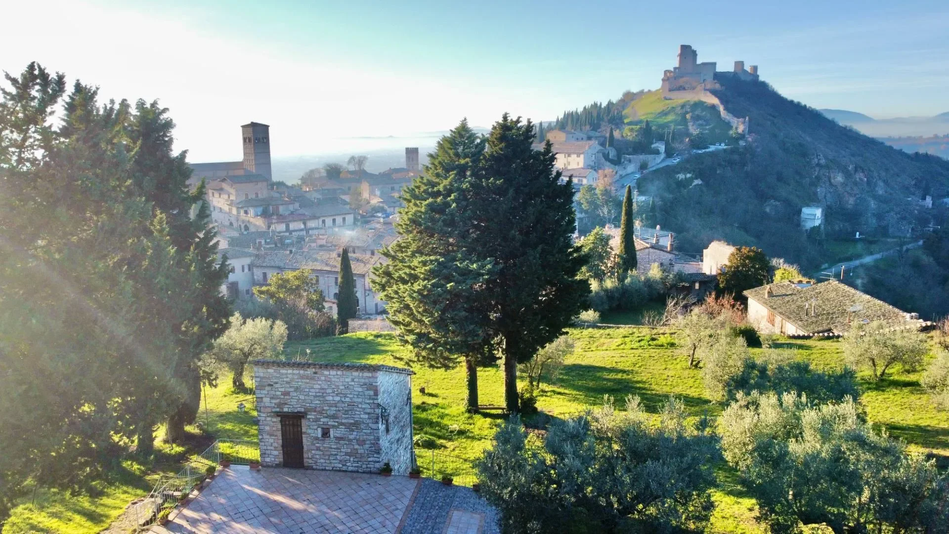 Via Villamena, San Damiano, Umbria, Italy. - Photo 13