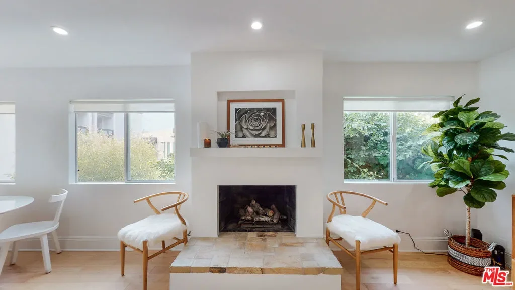22626 Pacific Coast Highway 22, Malibu, California, United States. - Photo 11