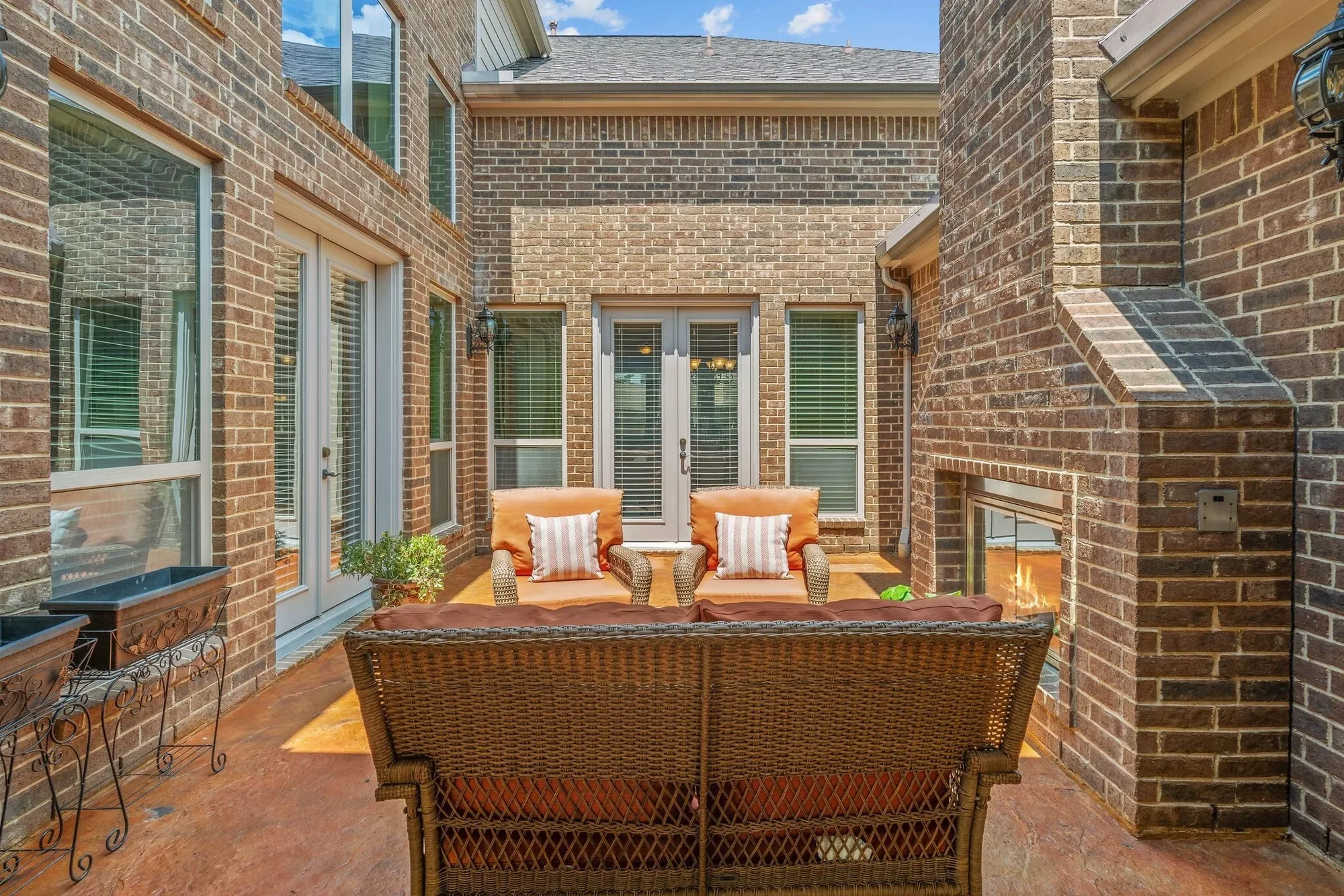35 N Beech Springs Drive, The Woodlands, TX 77389, The Woodlands, Texas, United States. - Photo 35