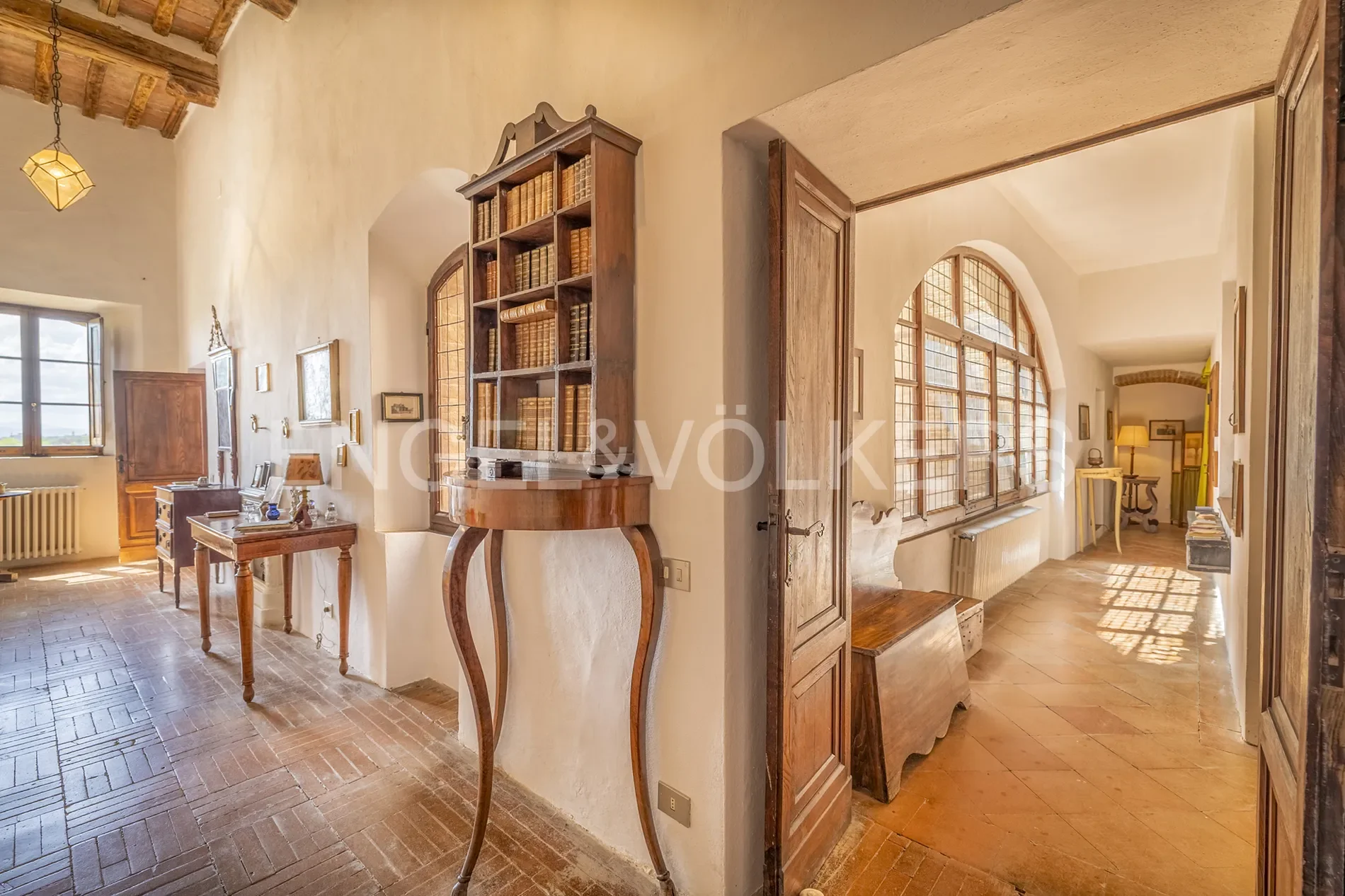 Gallery photo 12