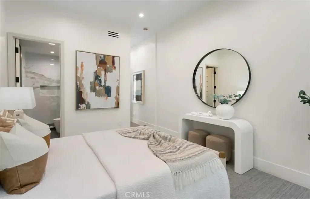 4 Narbonne, Newport Beach, California, United States. - Photo 33
