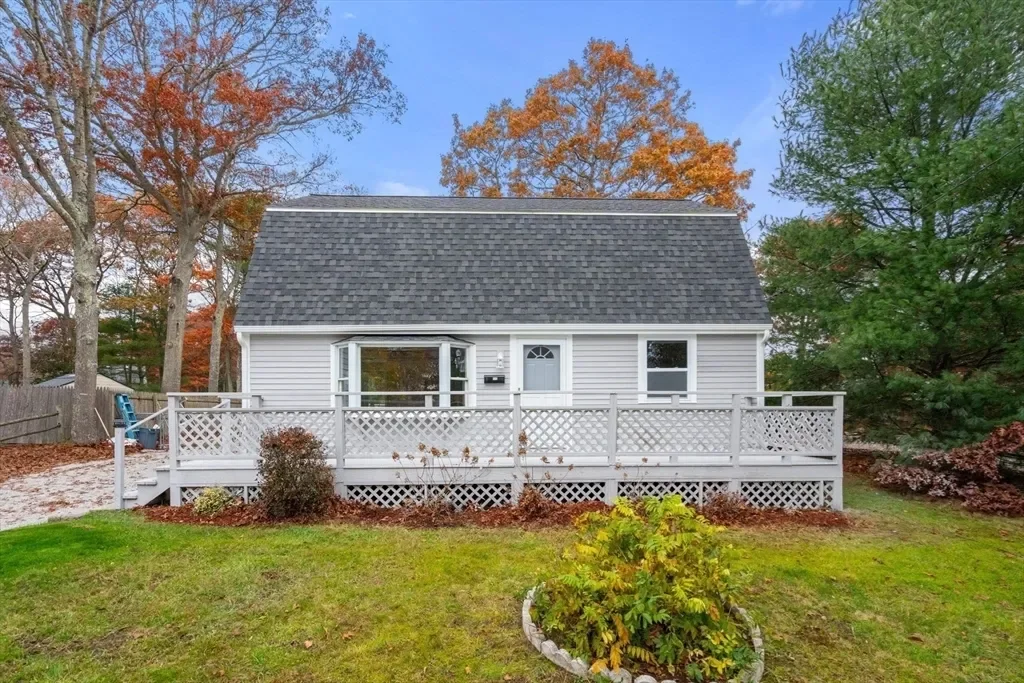 130 Old Barnstable Rd, Falmouth, Massachusetts, United States. - Photo 7