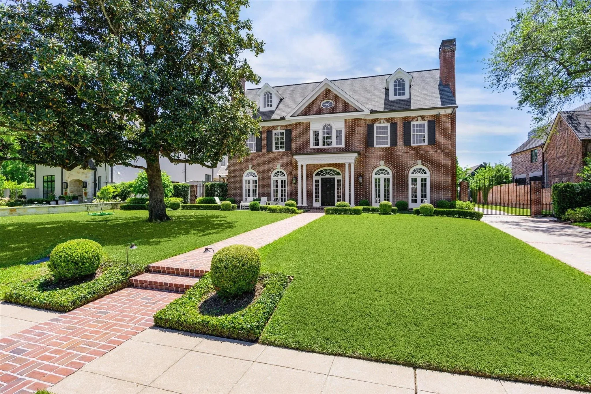 2413 Brentwood Drive, Houston, Texas, United States. - Photo 3