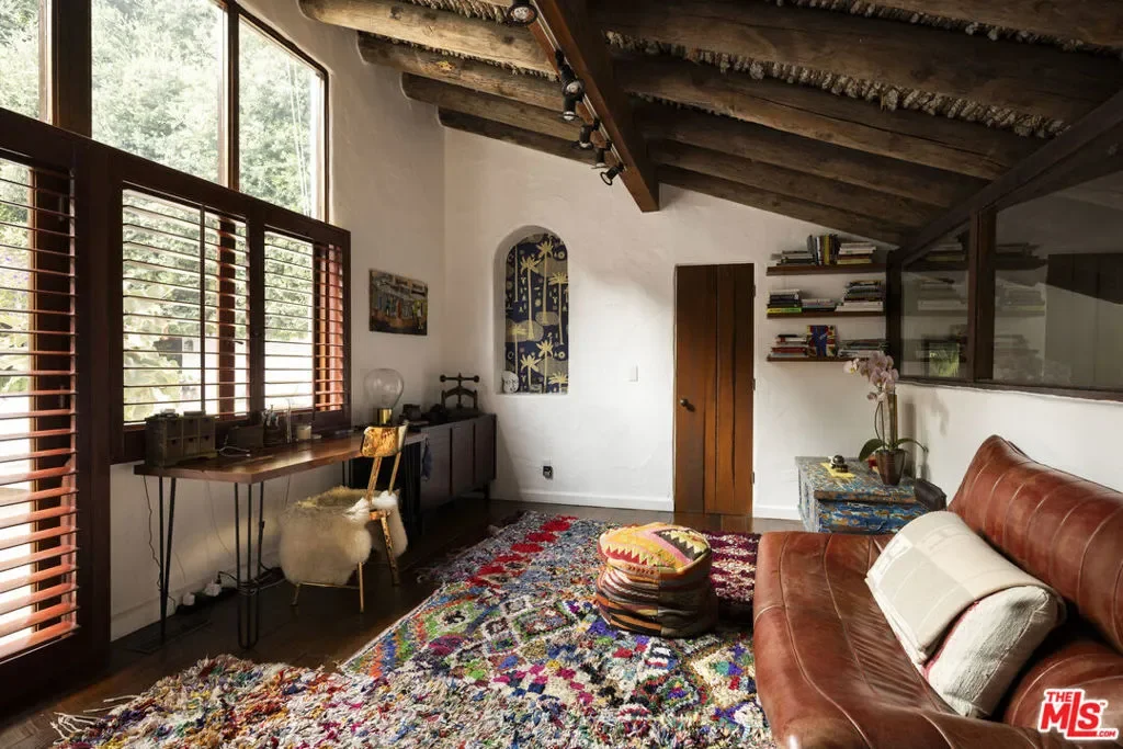 659 E Channel Road, Santa Monica, California, United States. - Photo 16